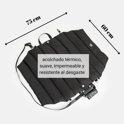 Cama portátil para perro, se transforma en cartera de fácil traslado de la marca Mister And Misses Pet 